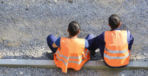 «Φλερτάρουν» με την ιδέα των απολύσεων οι γερμανικές επιχειρήσεις