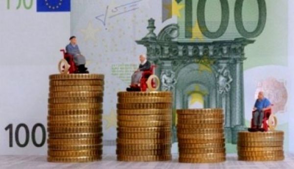 Τέλος στις πρόωρες συντάξεις πριν τα 62 έτη- "Άχρηστο" το κατοχυρωμένο συνταξιοδοτικό δικαίωμα