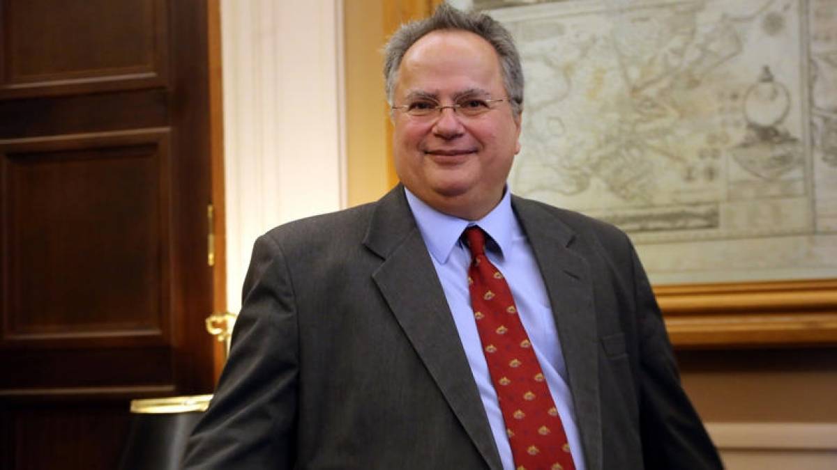 Ο Κοτζιάς αποθεώνει τον Καραμανλή αλλά κατακεραυνώνει τη ΝΔ