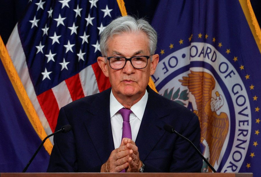 Πάουελ (Fed): Πρέπει να είμαστε σίγουροι πριν μειώσουμε τα επιτόκια