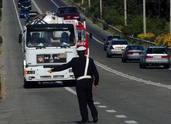 Πότε απαγορεύεται η κίνηση φορτηγών στα εθνικά δίκτυα