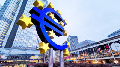 Bloomberg-ΕΚΤ: Δύο ακόμη αυξήσεις 0,50% στα επιτόκια μέχρι τον Μάιο
