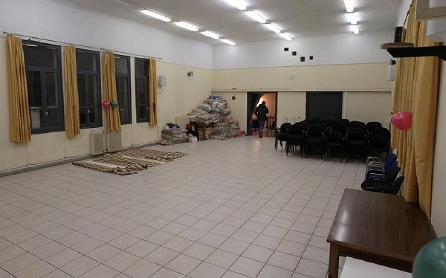Θερμαινόμενες αίθουσες για τους άστεγους σε Αθήνα και Πειραιά