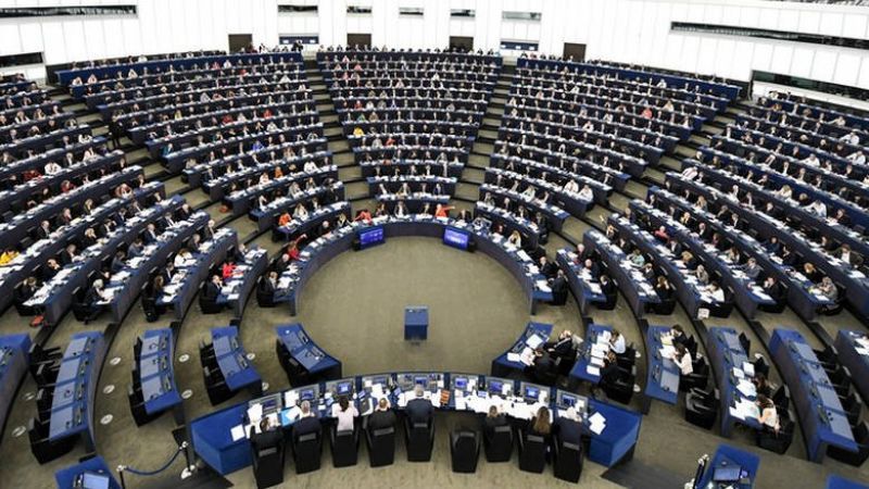 Ευρωκοινοβούλιο: Μετοχές σε εργαζόμενους για σταθεροποίηση της οικονομίας