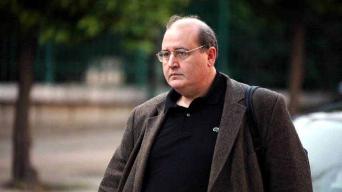 Φίλης για άνοιγμα σχολείων: Οι ευθύνες έχουν ονοματεπώνυμο και συνέπειες
