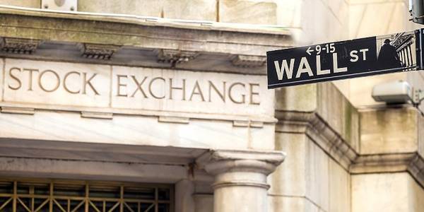 Ο κορονοϊός προκαλεί κραχ στη Wall Street
