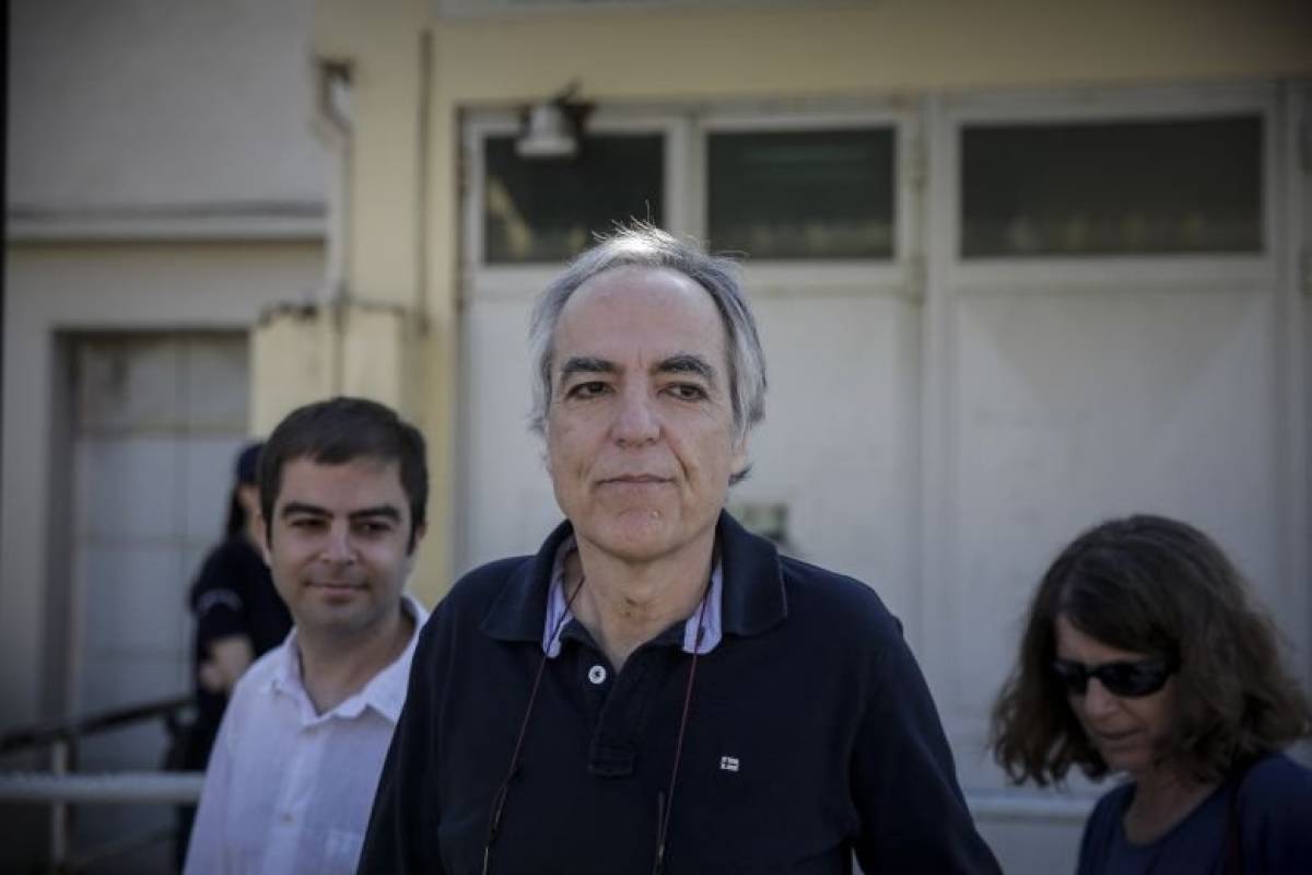 Κατάληψη στα γραφεία της «Αυγής» για τον Κουφοντίνα