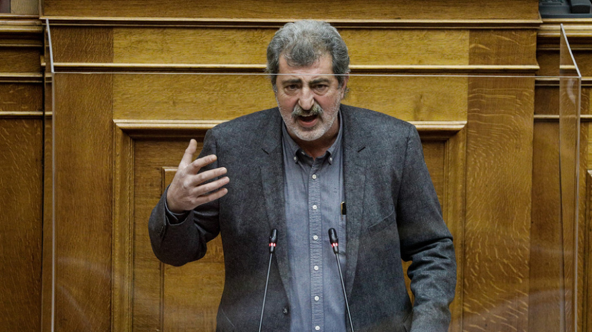 Δικαιολογημένα απών δηλώνει ο Πολάκης: Είμαι σε χειρουργείο