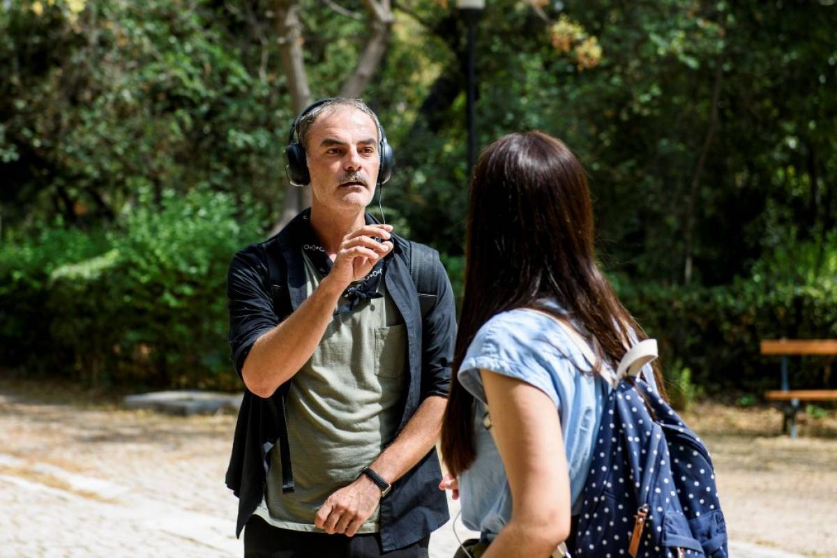 CΩntact: Εντυπώσεις από τη διαδραστική παράσταση δρόμου στο Πεδίον του Άρεως