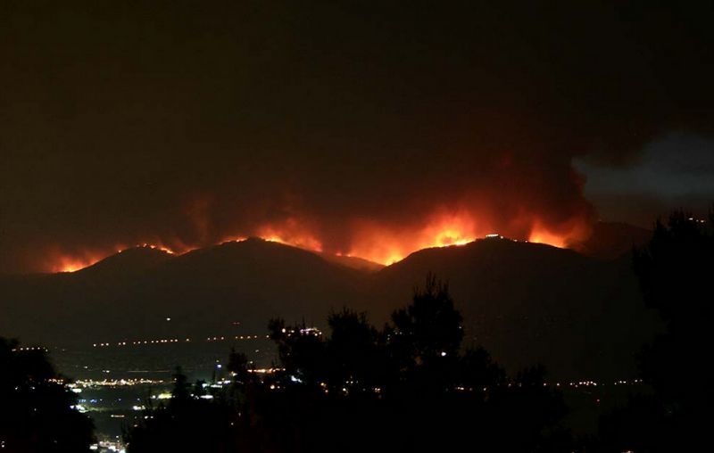 Υπό έλεγχο η φωτιά στους πρόποδες της Πάρνηθας