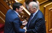 Προχωράει το νέο πολιτικό φλερτ