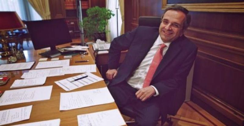 Μπαράζ επαφών Σαμαρά με υπουργούς