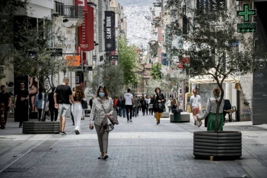 Στο 50% τιμές και τζίρος την πρώτη εβδομάδα των εκπτώσεων