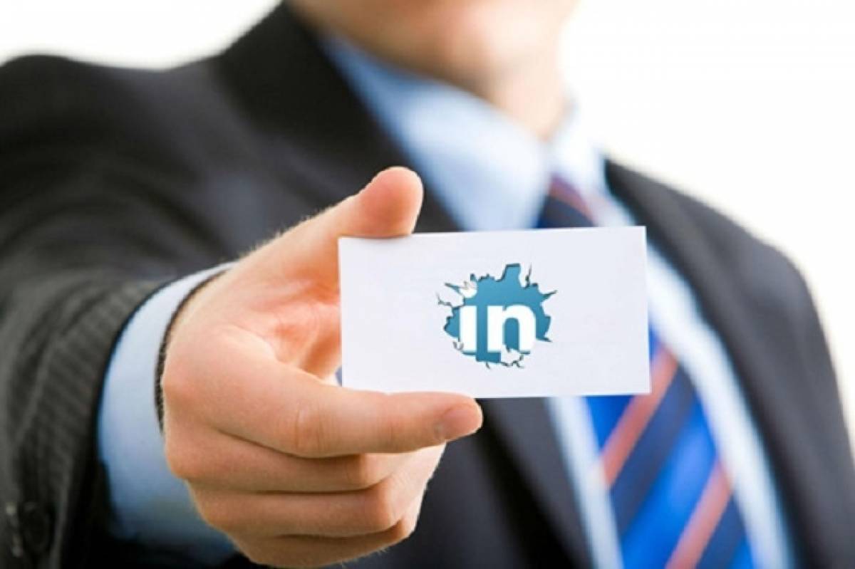 Πέντε τρόποι να βελτιώσετε το προφίλ σας στο LinkedIn