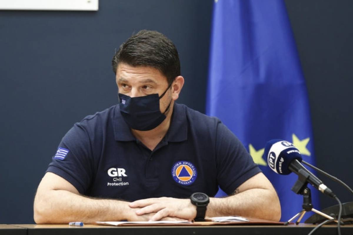 Χαρδαλιάς: Διευκρινίσεις για τη μάσκα- Πώς θα γίνονται μεταμεσονύκτιες μετακινήσεις