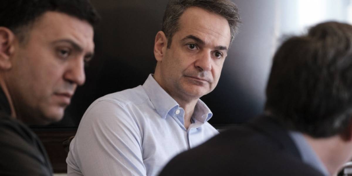Υπουργικό μέσω… τηλεδιάσκεψης για τον κορονοϊό