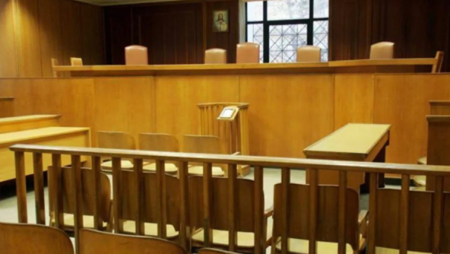 Στα...κάγκελα οι δικηγόροι με φορολογικό νομοσχέδιο και Τσακλόγλου-Ξεκινούν αποχή
