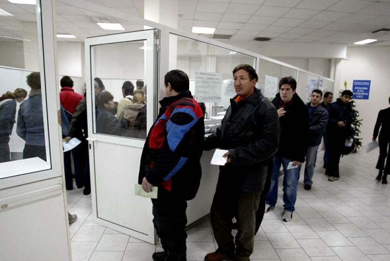 Αλαλούμ στις εφορίες – Κατέρρευσε το TAXISnet