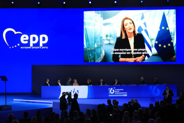Μέτσολα στο Συνέδριο ΝΔ: Με την Ελλάδα ξανά στην καρδιά της Ευρώπης θα τα καταφέρουμε