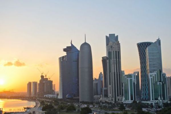 Τράπεζες Σ.Αραβίας και Αραβικών Εμιράτων σταματούν τις συναλλαγές στο Κατάρ