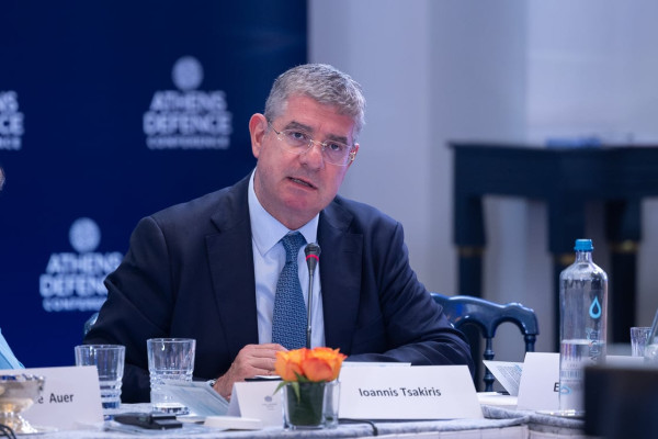 ΕΤΕπ: Τριπλασιάζει τις χρηματοδοτήσεις για άμυνα – Νέες επενδύσεις έρχονται και στην Ελλάδα