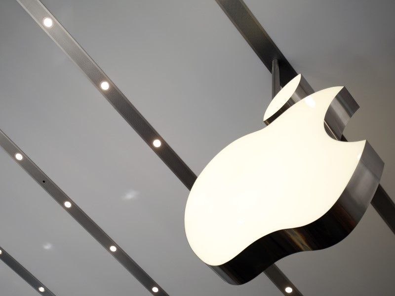 Την εξαγορά της McLaren εξετάζει η Apple