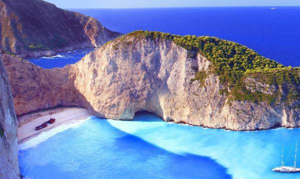 Πήγαν το Ναυάγιο στην Τουρκία, αλλά ο ΕΟΤ το ξαναέφερε στην θέση του