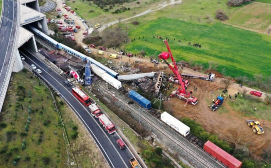 Υπόθεση Τεμπών: Στην Εισαγγελία Εφετών Λάρισας η δικογραφία - Στο μικροσκόπιο πρώην υπουργός και Γενικοί Γραμματείς