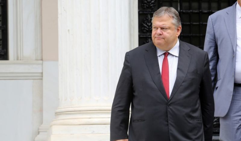 Βενιζέλος: "Δημαγωγικός ο ρόλος του ΣΥΡΙΖΑ"- Τι είπε για εκλογή ΠτΔ, εκλογικό νόμο &amp; τρόικα