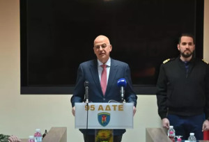 Δένδιας: Η Ελλάδα δεν πρόκειται να απεμπολήσει τα δικαιώματά της