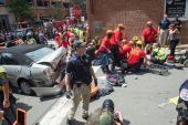 ΗΠΑ: Σε κατάσταση έκτακτης ανάγκης η Βιρτζίνια-Συγκρούσεις εθνικιστών και αντιρατσιστών