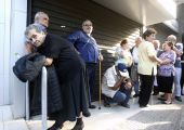 Συνταξιούχοι: «Πονοκέφαλος» με την εισφορά ύψους 6% και στη δεύτερη σύνταξη