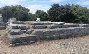 ΥΠΠΟ: Αναβαθμίζεται η πρόσβαση και η ασφάλεια στον αρχαιολογικό χώρο του Ραμνούντος στην Αττική