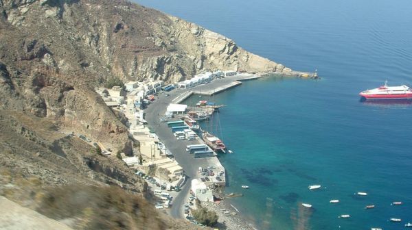 Θα ανακατασκευαστεί πλήρως το λιμάνι της Σαντορίνης