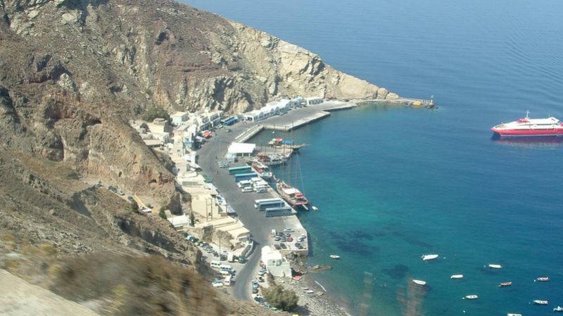 Θα ανακατασκευαστεί πλήρως το λιμάνι της Σαντορίνης