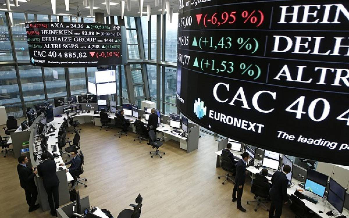 Πόλεμος και ΕΚΤ κλυδωνίζουν τα ευρωπαϊκά χρηματιστήρια