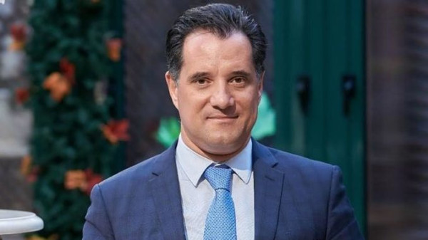 Γεωργιάδης: Από 24/9 θα ισχύει αναδρομικά το επίδομα μητρότητας
