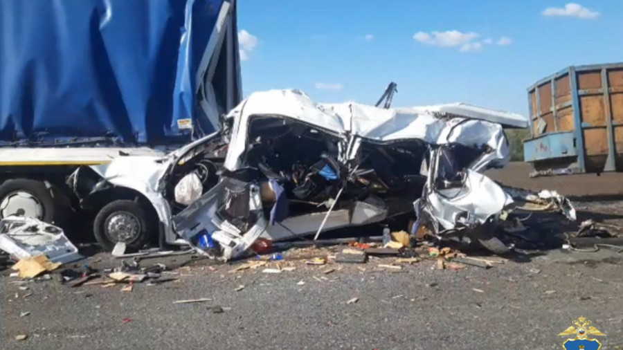Ρωσία: 16 νεκροί σε σύγκρουση λεωφορείου και δύο φορτηγών