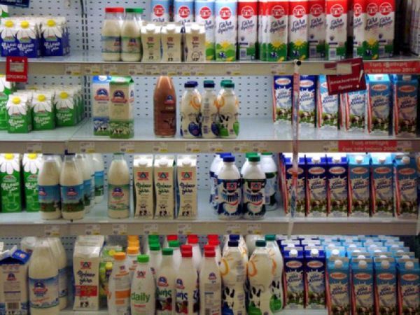 Η ανατροπή που επιφύλαξε το 2014 στις γαλακτοβιομηχανίες- Ποιες εταιρείες θα διαθέσουν γάλα σε τοπικό επίπεδο