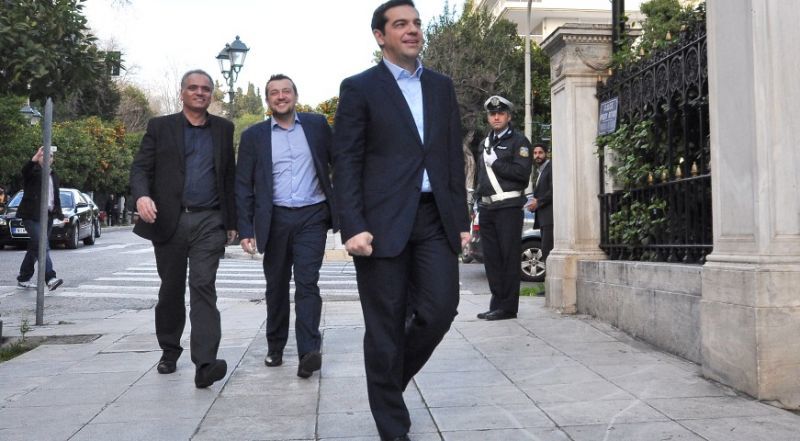 Μαξίμου για δημοσίευμα περί εταιρείας Τσίπρα-Παππά: Παρακμή μίας ιστορικής εφημερίδας