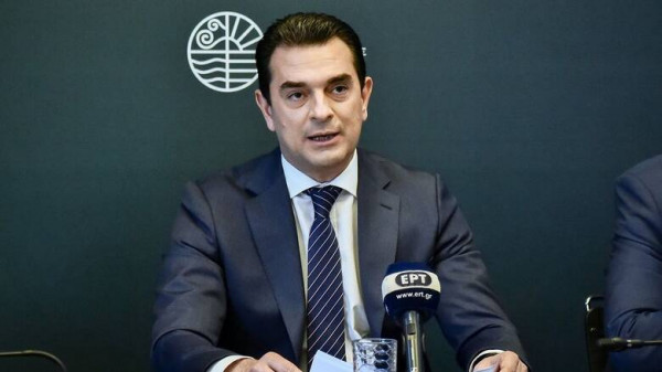Σκρέκας: Οφείλουμε να διασφαλίσουμε προσιτές τιμές ηλεκτρικής ενέργειας