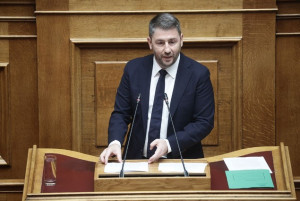 Ανδρουλάκης: Ο Μητσοτάκης απάντησε με fake news- Καταθέτουμε πρόταση δυσπιστίας