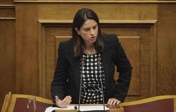 ΝΔ: Η κυβέρνηση παίζει με την αγωνία μαθητών και γονέων