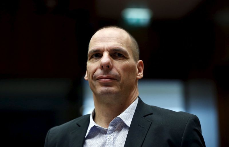 Βαρουφάκης: Η προσφυγική κρίση έχει βοηθήσει οικονομικά την Ελλάδα