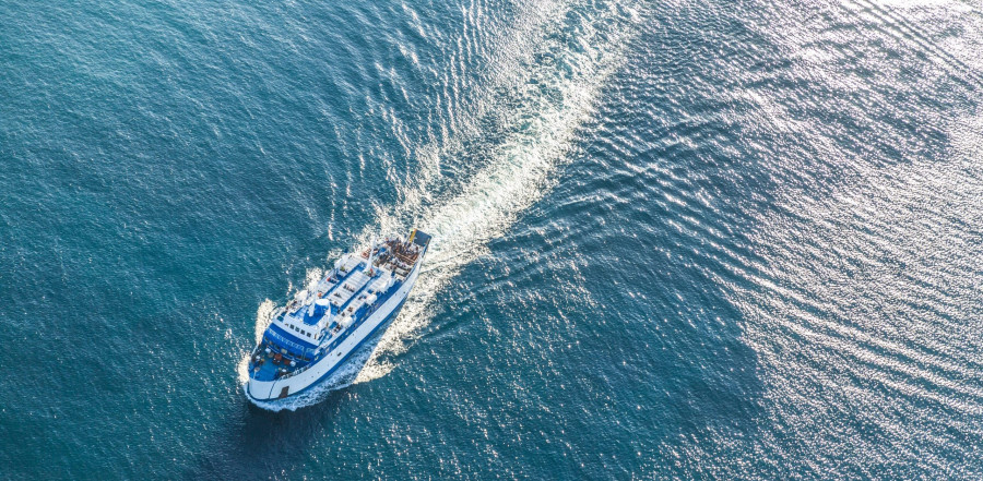 Την άμεση αναστολή της εφαρμογής του ETS στην ευρωπαϊκή ναυτιλία ζητά η Interferry