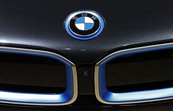 BMW: Ανακαλεί 136.000 οχήματα λόγω προβλήματος στην αντλία καυσίμων
