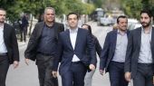 Απάντηση στις ασφυκτικές πιέσεις με σχέδιο προτάσεων