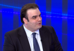 Πιερρακάκης: Στόχος να ξεχρεώσουμε το πρώτο μνημόνιο δέκα χρόνια νωρίτερα