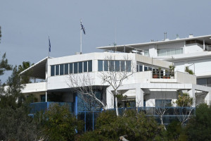Κοινή δήλωση Σπύρου και Δέσποινας Καρνέση: Σεβαστείτε το πένθος μας