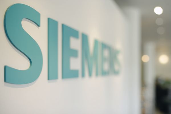 Siemens: Έρχονται μαζικές απολύσεις